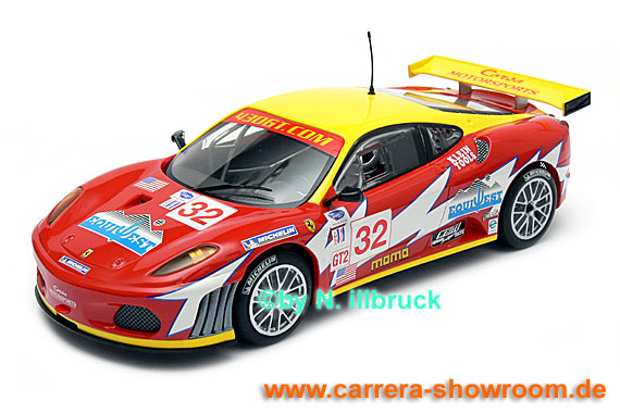 C2902 Scalextric Ferrari F430 GT2 White Lightning Racing #32